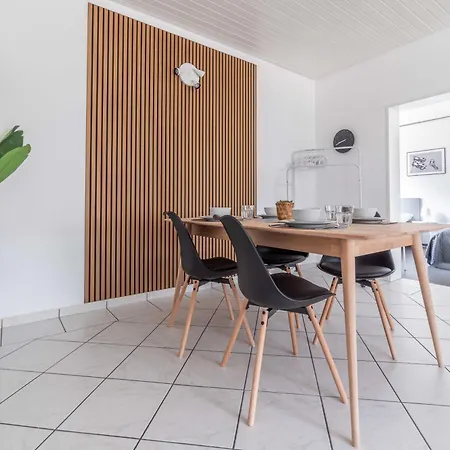 Apartman M3 Workers *